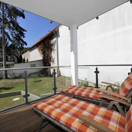 Brise Haus Maxim App 06 *